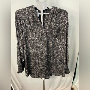 Torrid Black and White Patterned Top size 1